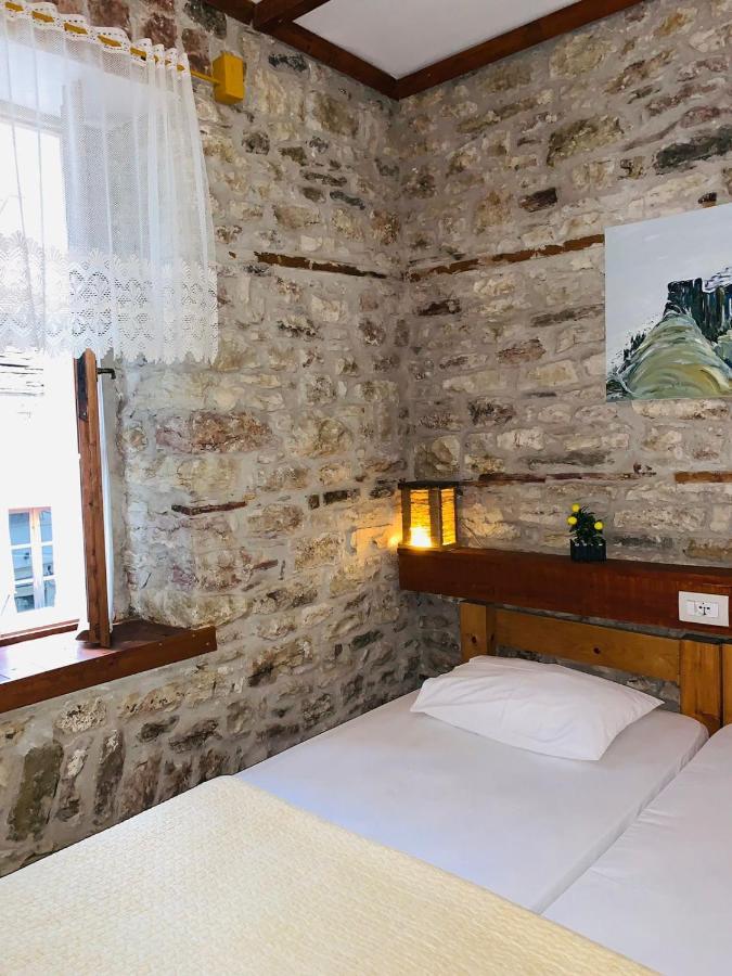 Guest House And Hostel Val-Mar Gjirokaster Exterior photo