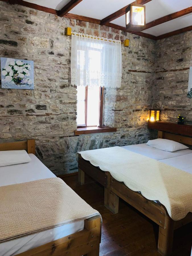 Guest House And Hostel Val-Mar Gjirokaster Exterior photo