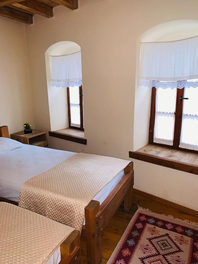 Guest House And Hostel Val-Mar Gjirokaster Exterior photo